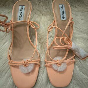 NIB Women's Steve Madden's Superb Org Patent = Size 9  Peach Coral